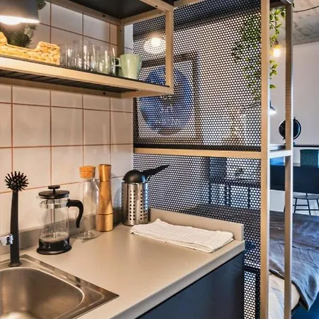 Private In Carcavelos, Sk *