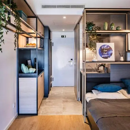 Private In Carcavelos, Sk
