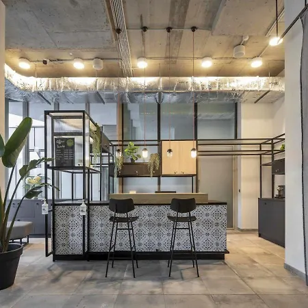 Private In Carcavelos, Sk